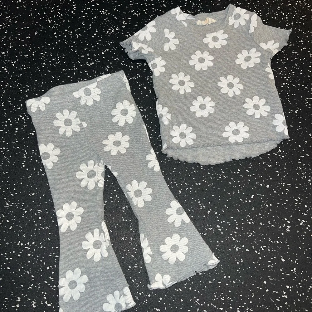 Kids Girls 12 Month Name Brand Clothing Set Bundle Bearpaw Adidas Seven Mankind